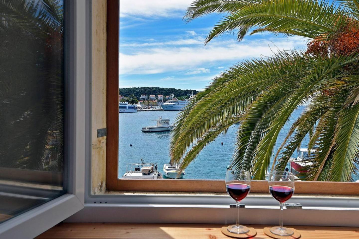 Harmony Room With A Magical Seaview Đảo Hvar Ngoại thất bức ảnh